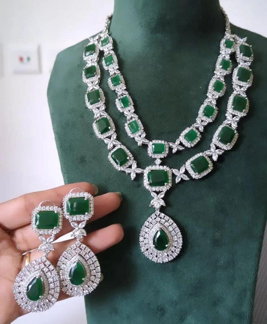Meher Emerald Set