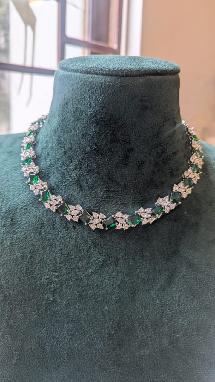 Sonia Necklace Set
