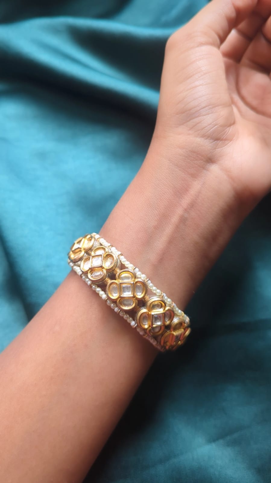 Arshi Jadau Bangle