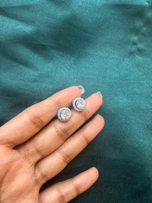 One carat diamond studs with Detachable Halo