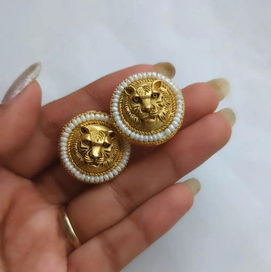 Sher Studs