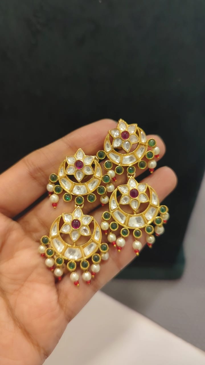 Shrishti Kundan Set
