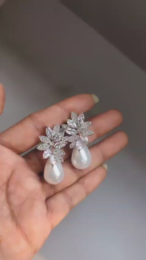Muskaan Earrings