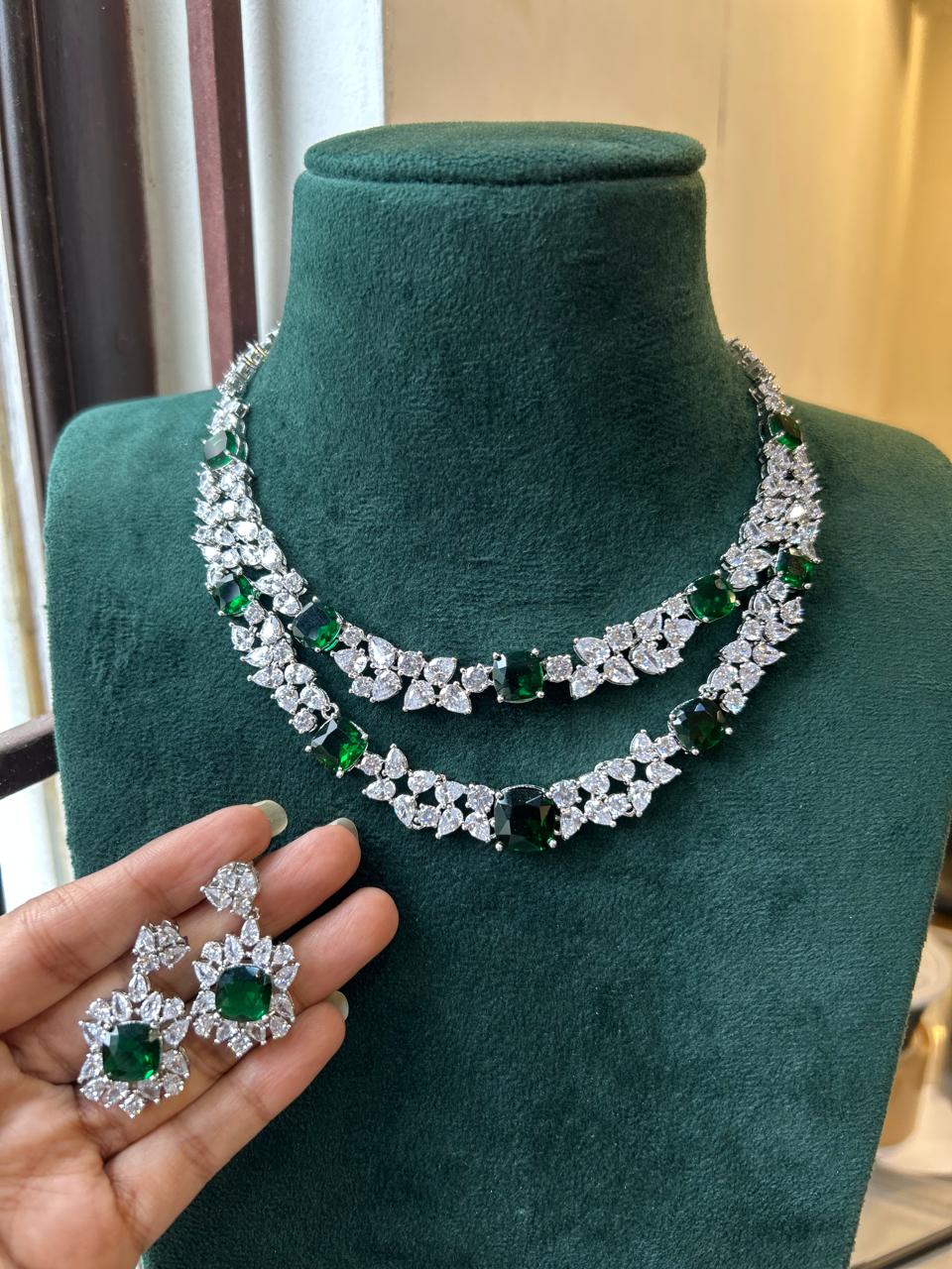 Roopal Emerald and Diamond Set