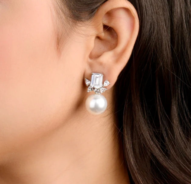 Ishita pearl & diamond earrings