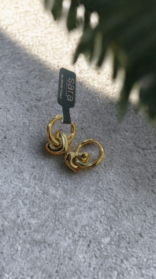 Dangling Hearts Earrings